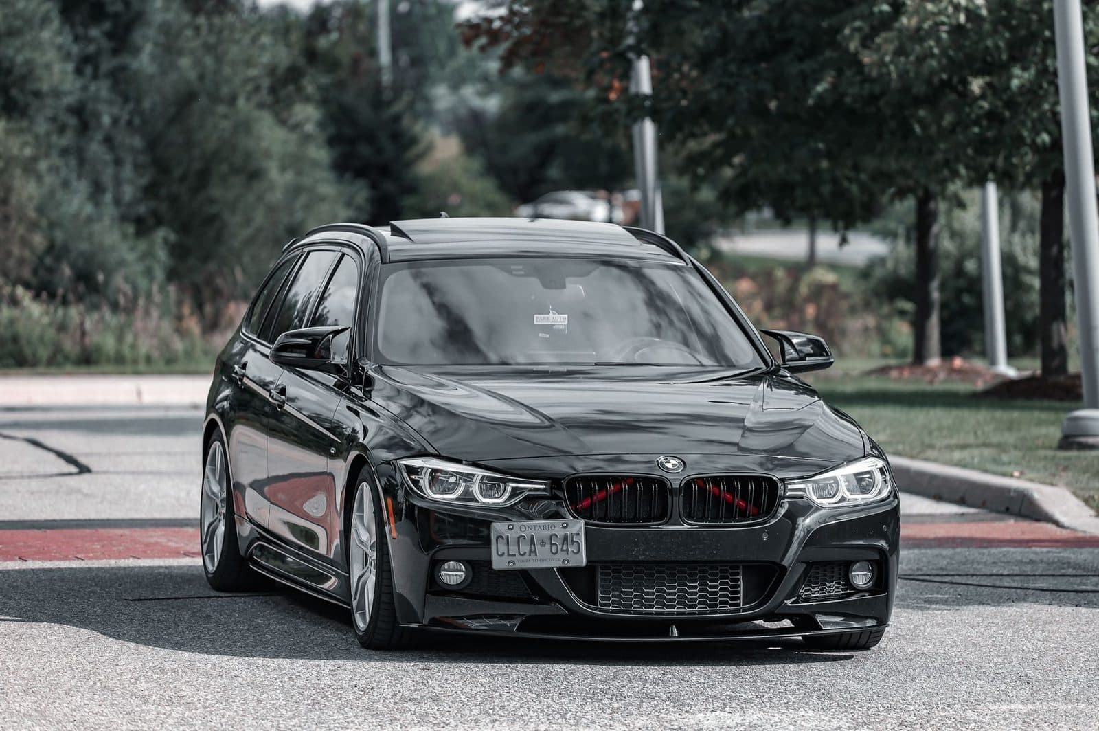 BMW 320d Touring in Schwarz metallic